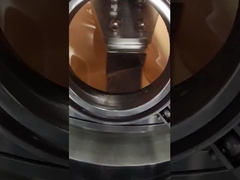 Machine de mélange pour les cosmétiques de maquillage.